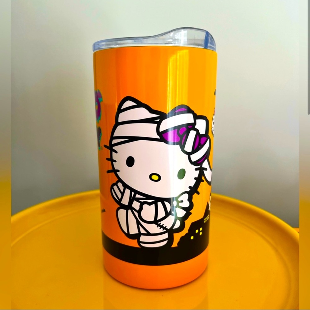 Cute hello kitty Halloween cup!!!!
